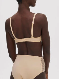 Escale Soft Cup Bra - Vanilla -SIMONE PERELE Sales 1C1210 Escale Soft Cup Bra Vanilla.02 5e525574 7071 4ae7 9881 8bfb026faecc