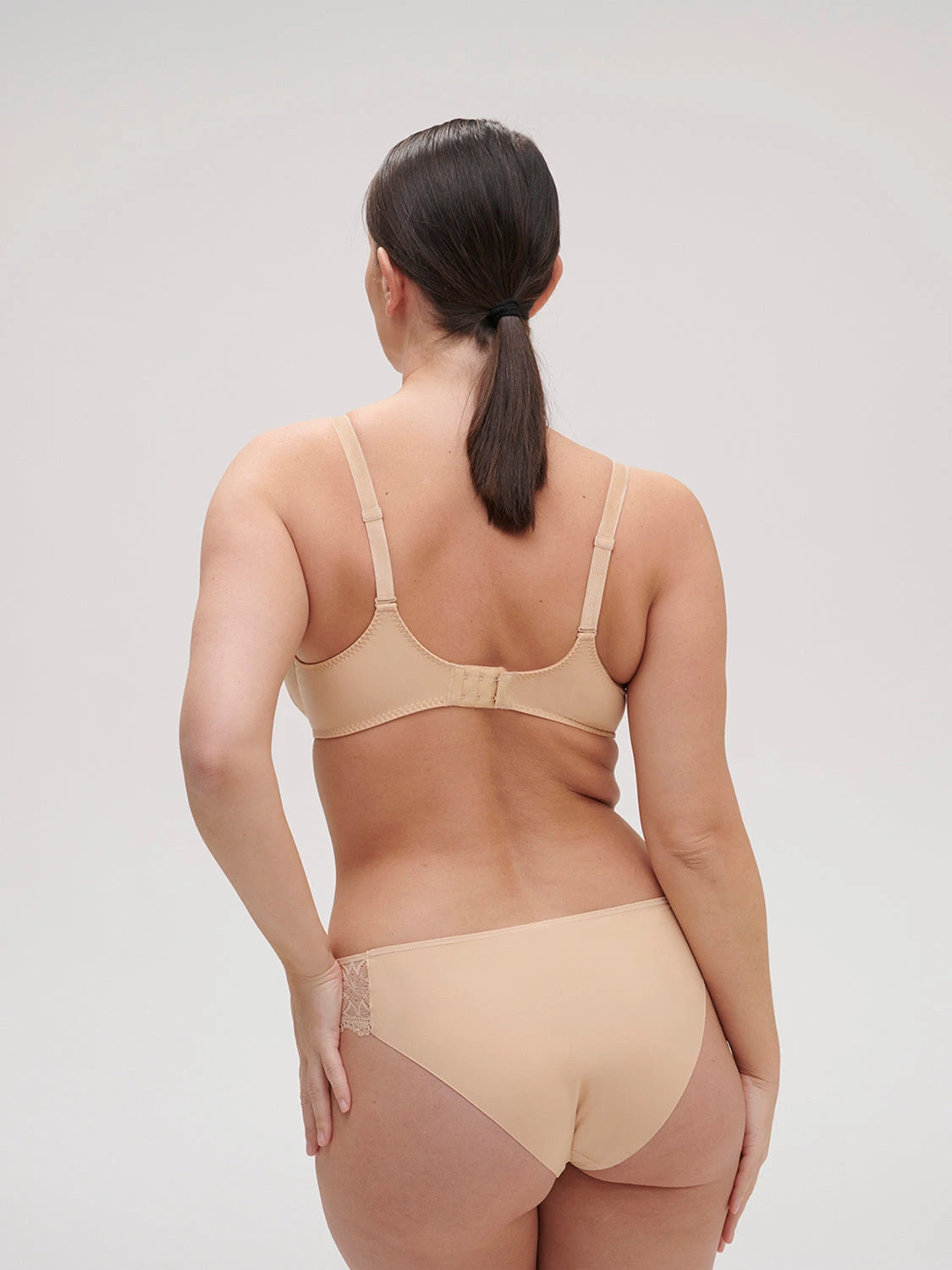 Escale Full Cup Control Bra - Vanilla 7 Escale Full Cup Control Bra - Vanilla - Image 6