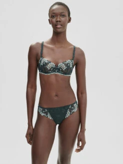 Wish Tanga - Kolsai Green -SIMONE PERELE Sales 1 12B710 658 3 e424e331 c47e 4a45 9780 f8a8182bf4df