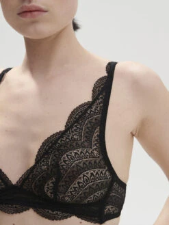 Karma Soft Cup Triangle Bra - Black 15 Karma Soft Cup Triangle Bra - Black -SIMONE PERELE Sales 1 12V250 015 10 c20b845a 383f 4838 ae57 50d82b2c8f6d