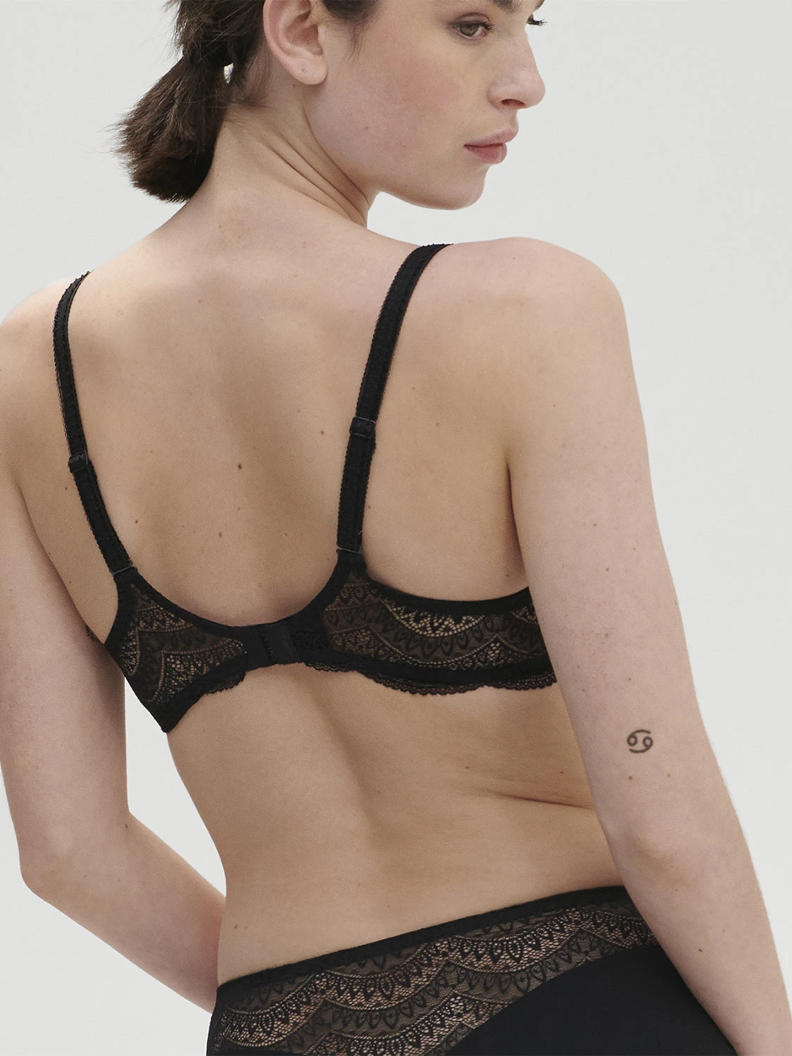 Karma Full Cup Bra - Black 5 Karma Full Cup Bra - Black - Image 3