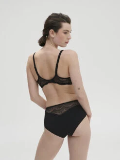Karma Full Cup Bra - Black 12 Karma Full Cup Bra - Black -SIMONE PERELE Sales 1 12V310 015 4 3c90cece 19c0 488e 84e7 960e77281806