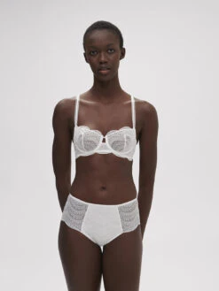 Karma Half Cup Bra - Natural -SIMONE PERELE Sales 1 12V330 030 3 45f9ef85 20ed 43b7 8d5e 49de1720b040