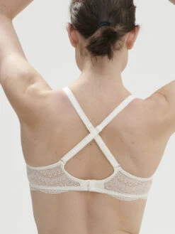 Karma 3D Contour Bra - Natural -SIMONE PERELE Sales 1 12V343 030 7 16e4ad72 91f8 4e23 9785 8bb03fb4a512