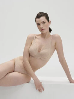 Karma 3D Contour Bra - Peau Rose -SIMONE PERELE Sales 1 12V343 739 5 f2fe9300 55cc 44e3 86a1 c20f6551226a