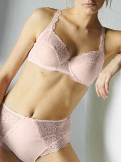 Reve Square Neck Full Cup Bra - Sakura Pink -SIMONE PERELE Sales 1 12Z313 314 1 3f71159a 8e5b 4691 961c a22eba37728c