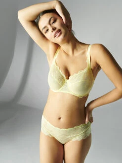 Reve Shorty Brief - Lemon 13 Reve Shorty Brief - Lemon -SIMONE PERELE Sales 1 12Z630 241 1 4f6b427c a5c8 4eeb 833f 442745f33131
