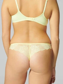 Reve Tanga - Lemon -SIMONE PERELE Sales 1 12Z710 241 5 05caefbd 8c80 4ae4 9a5f 6ec5eb869098