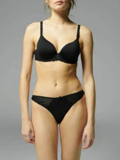 Andora Thong - Black 11 Andora Thong - Black -SIMONE PERELE Sales 1 131707 015 2 5e894dcf 4345 45da 8509 f41c6beba25a