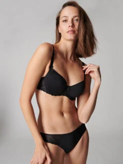 Andora Bikini Brief - Black -SIMONE PERELE Sales 1 131727 015 1 8743a737 f93c 40ea aac4 5728c5b65ec1