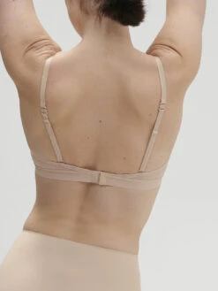 Essentiel Padded Triangle Bra - Peau Rose -SIMONE PERELE Sales 1 13V253 739 2 27eee6c7 c38c 4fd2 869b dff7e1ae4321