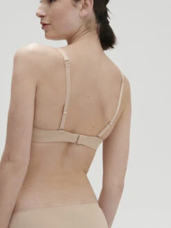 Essentiel Padded Plunge Bra - Peau Rose -SIMONE PERELE Sales 1 13V363 739 2 de9ecefd eedb 49ac a552 85ec126691b9