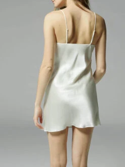 Dream Silk Chemise - Natural -SIMONE PERELE Sales 1 15B940 030 4 c185b085 1b13 4904 8992 65690b530f24