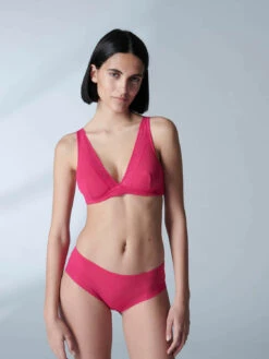 Eugenie Soft Cup Bra - Fuschia 9 Eugenie Soft Cup Bra - Fuschia -SIMONE PERELE Sales 1 15Z210 316 2 e92e9988 fab8 42d8 9584 51085686a983