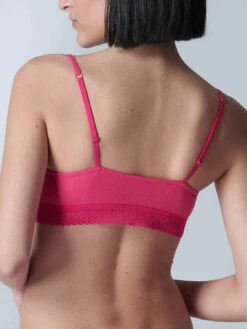 Eugenie Soft Cup - Fuschia -SIMONE PERELE Sales 1 15Z250 316 4copy 0fd6a1ae f693 4652 8d65 6cb1bcee3bc2