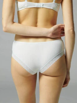 Eugenie Shorty Brief - White 10 Eugenie Shorty Brief - White -SIMONE PERELE Sales 1 15Z630 011 5 fc3add42 e4db 4c7e 89ad b822aba9a624