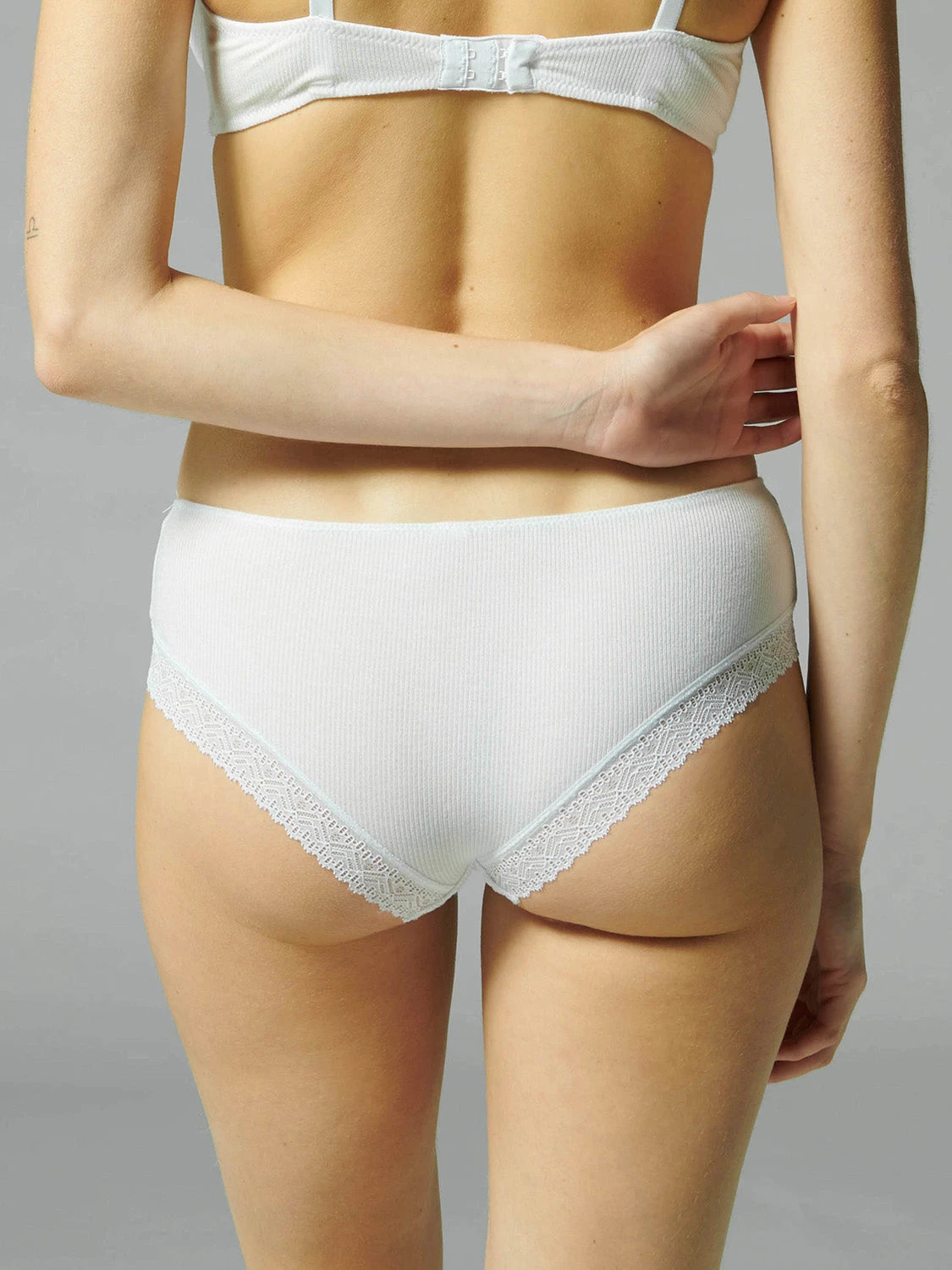 Eugenie Shorty Brief - White 5 Eugenie Shorty Brief - White - Image 3