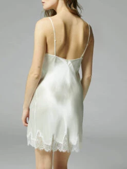 Nocturne Silk Chemise - Natural -SIMONE PERELE Sales 1 17F940 030 4 bbd174d3 22c6 407d 96eb 2483fc5e7e2e