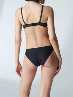 Singuliere Full Cup Plunge Bra - Black -SIMONE PERELE Sales 1 1A2319 015 4 c4de4eb3 4f5d 47ed 8ddc df3b75b2e635