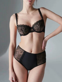 Singuliere Culotte Brief - Black 11 Singuliere Culotte Brief - Black -SIMONE PERELE Sales 1 1A2770 015 2 d73bb1d2 975d 4973 8550 6de8d4a41e85