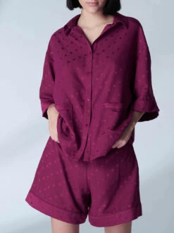 Caprice Short Sleeve Night Shirt - Syrah -SIMONE PERELE Sales 1 1A7957 305 2 dfdacbfb 4ea8 4a1e ae86 e00d6675dcda