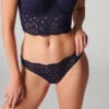 Aimee Thong - Midnight -SIMONE PERELE Sales 1 1B4700 562 2 fcf3eec5 009a 4143 8f4f 6bc3dbdd0309