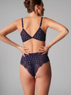 Aimee Retro High Brief - Midnight -SIMONE PERELE Sales 1 1B4770 562 5 8c3a0e56 4ae5 4e64 9bff 34becea112bb