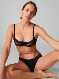 Hortense Half Cup Bra - Black 13 Hortense Half Cup Bra - Black -SIMONE PERELE Sales 1 1B6330 015 1 084cdd99 93f5 419d 87c4 5b7099fcf7ac