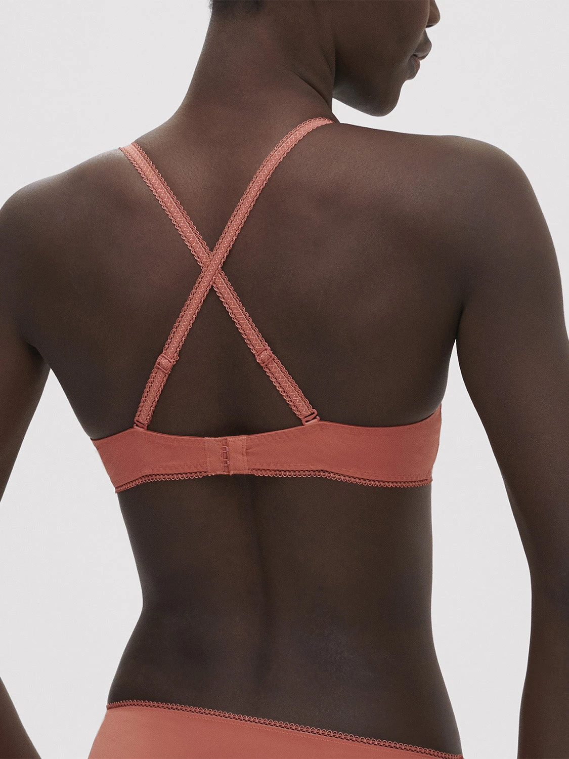 Amazone Full Cup Plunge Bra - Texas Pink 10 Amazone Full Cup Plunge Bra - Texas Pink - Image 8