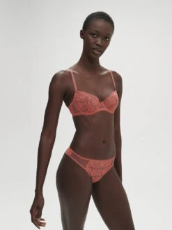 Amazone Tanga - Texas Pink -SIMONE PERELE Sales 1 1C2710 457 3 6c749539 b905 4415 80ab 0ed5dca1b4e5