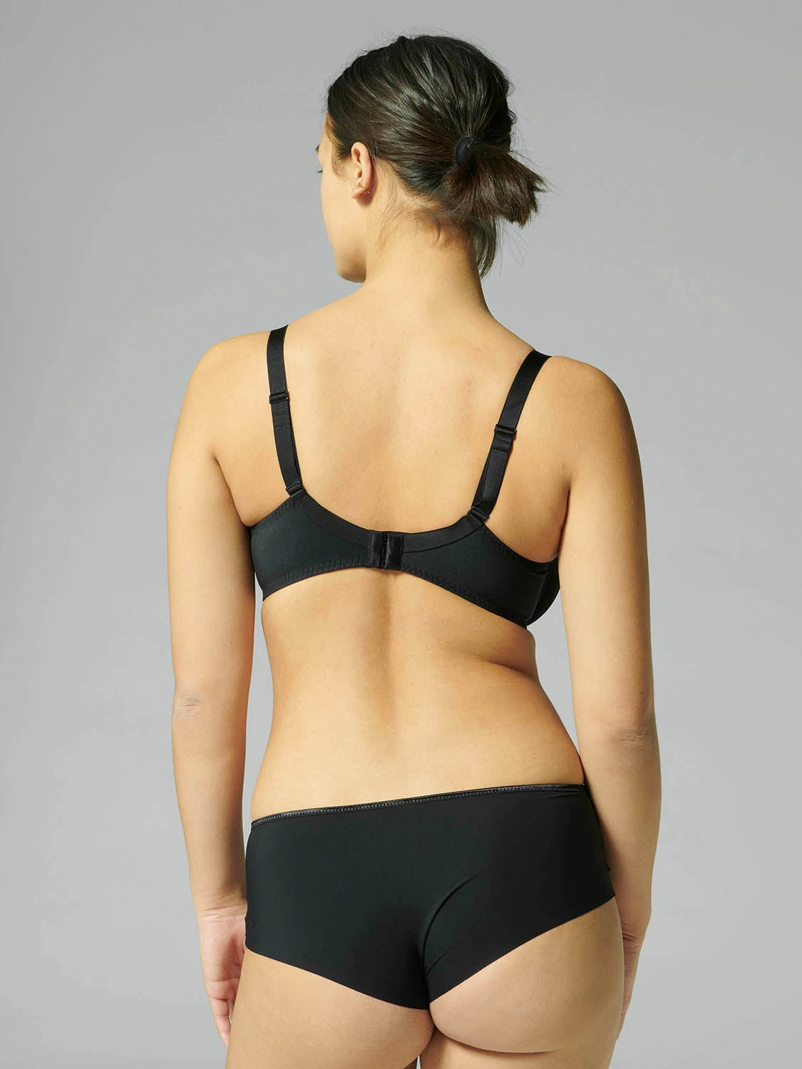 Andora Rigid Seamless Bra - Black 7 Andora Rigid Seamless Bra - Black - Image 5
