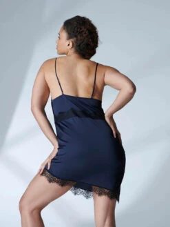 Satin Secrets Chemise - Full Moon -SIMONE PERELE Sales 2 23H940 581 4 17ae3912 228e 4336 938c a244f8536286